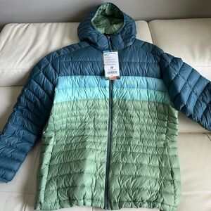 Cotopaxi coat. NWT.
